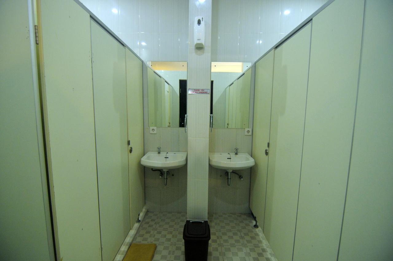 Reddoorz Hostel Near Gwk Main Gate อูงาซัน ภายนอก รูปภาพ
